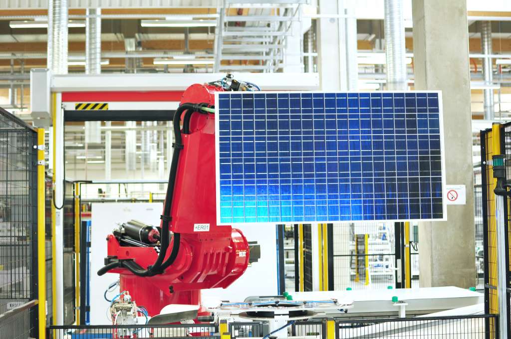 Solarzellenherstellung in einer Fabrik