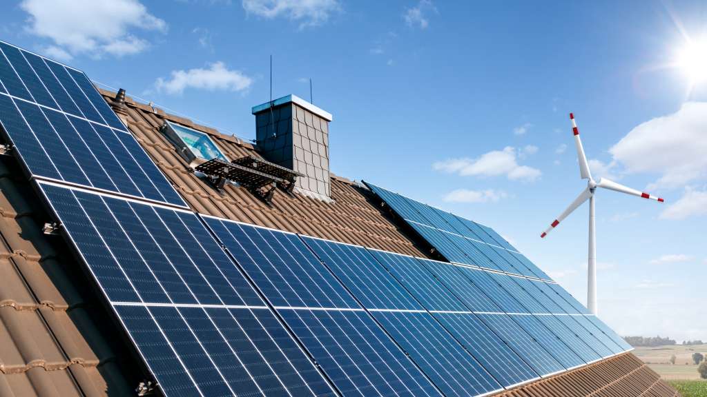 Solarmodule auf einem Hausdach