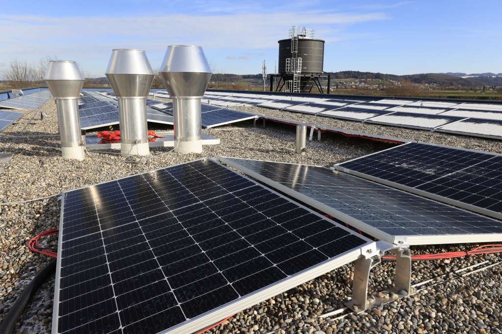 Solaranlage auf einem Flachdach